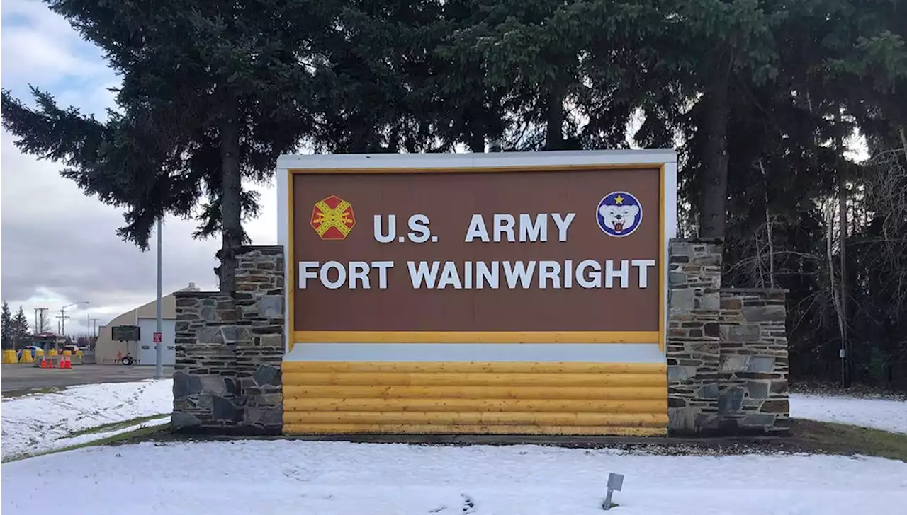 Senator Dan Sullivan visits Fort Wainwright, discusses increase in military deaths by suicide