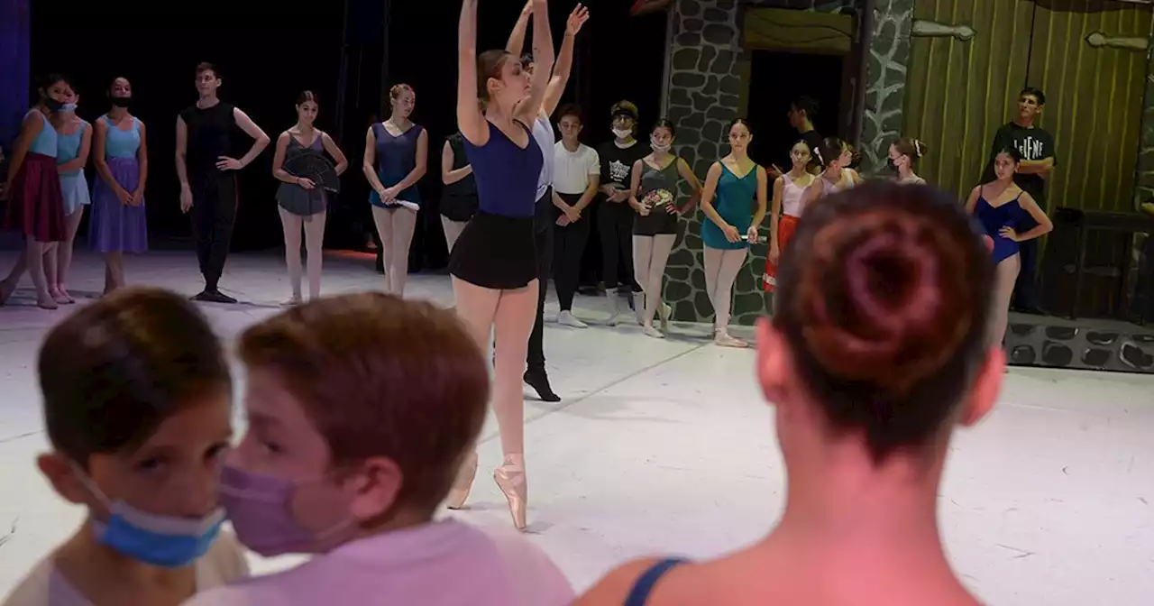 El Seminario de Danza presenta “En un lugar de La Mancha”: video de un intenso ensayo | Escena | La Voz del Interior