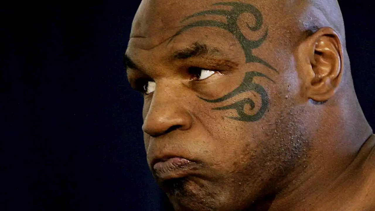 Mike Tyson Meninju Seorang Pria di Dalam Pesawat, Dilaporkan tapi Tetap Santai