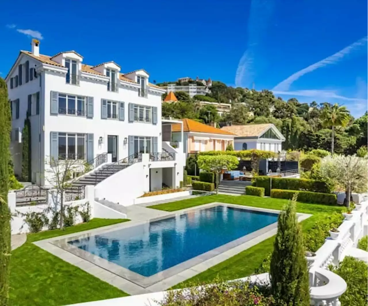 Estee Lauder’s Former French Villa Lists For €8.75M