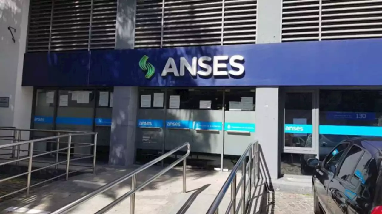 Pagos de ANSES: Bono, IFE, refuerzo jubilados, quiénes cobran hoy viernes 21 de abril