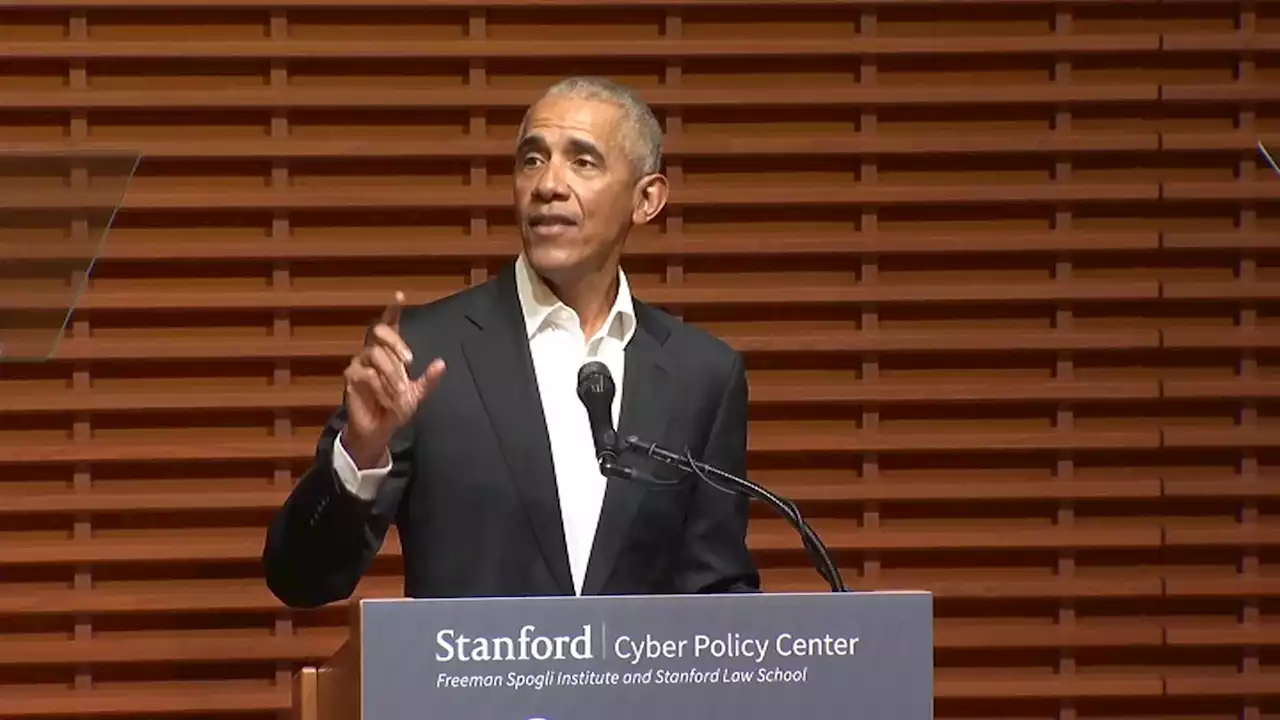 Speaking at Stanford, Obama Issues Warning About Disinformation