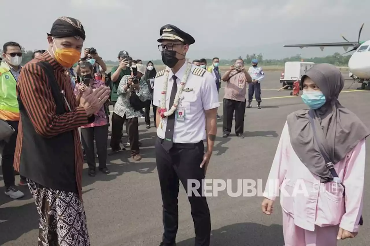 Ganjar Dorong Bandara JB Soedirman Bisa Beroperasi Saat Mudik |Republika Online