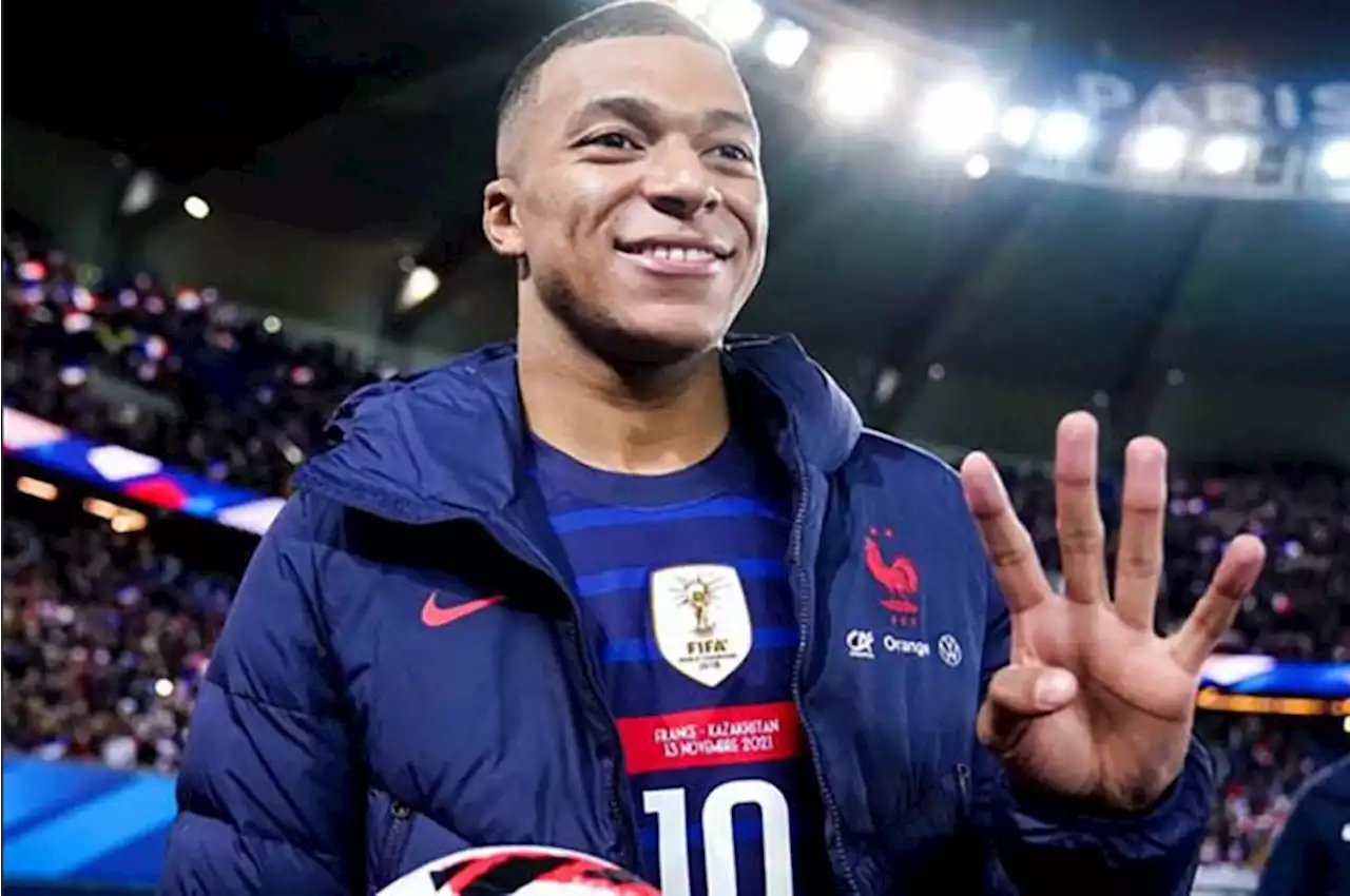 Petinggi PSG Rayu Ibunda Kylian Mbappe Agar Anaknya Bertahan