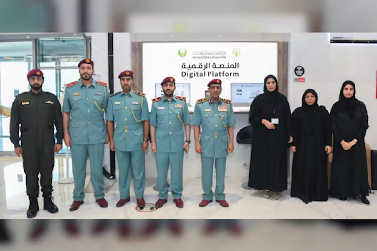 قائد شرطة رأس الخيمة يدشن المنصات الرقمية بمراكز الشرطة الشاملة و النقاط الأمنية بالإمارة