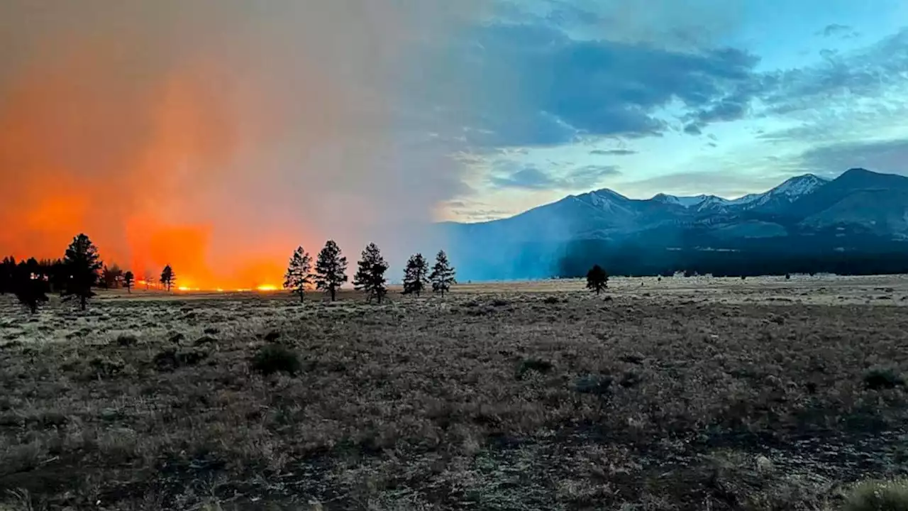 Raging fires in New Mexico prompt critical warnings