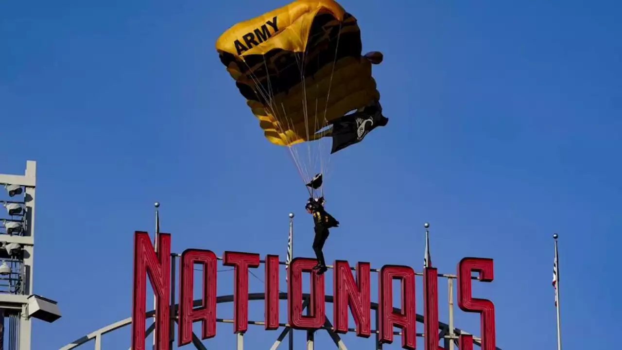 FAA apologizes for not notifying Capitol Police about Nationals Park parachute drop