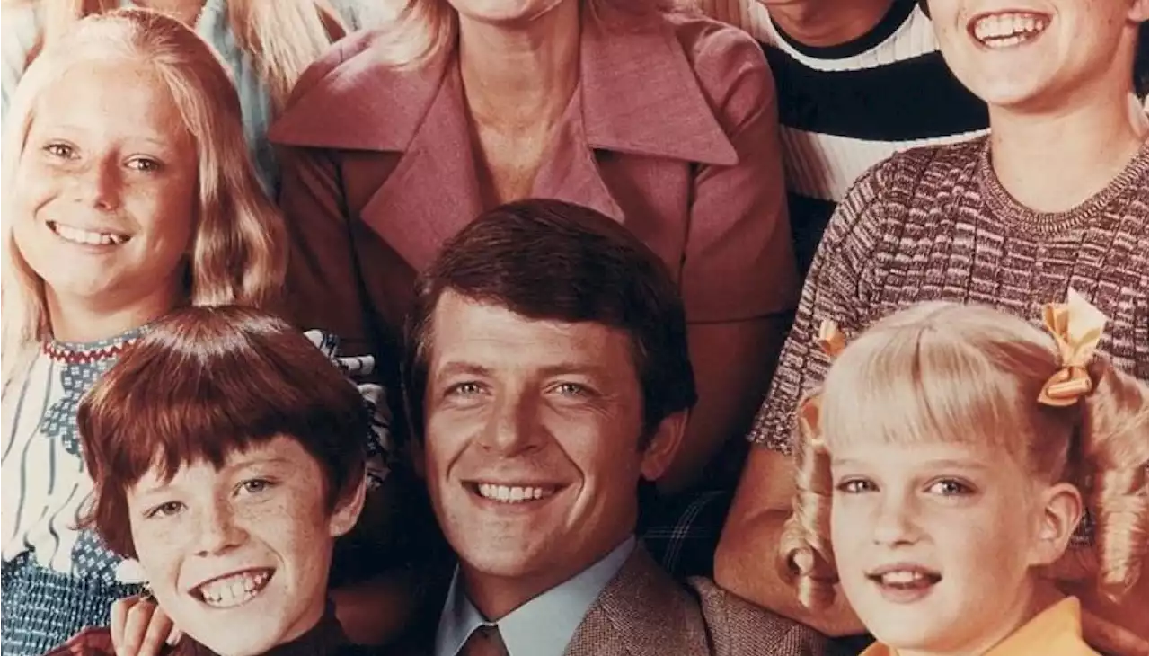 Robert Reed Was Drunk on 'Brady Bunch' Set, Reports Say — Best Life