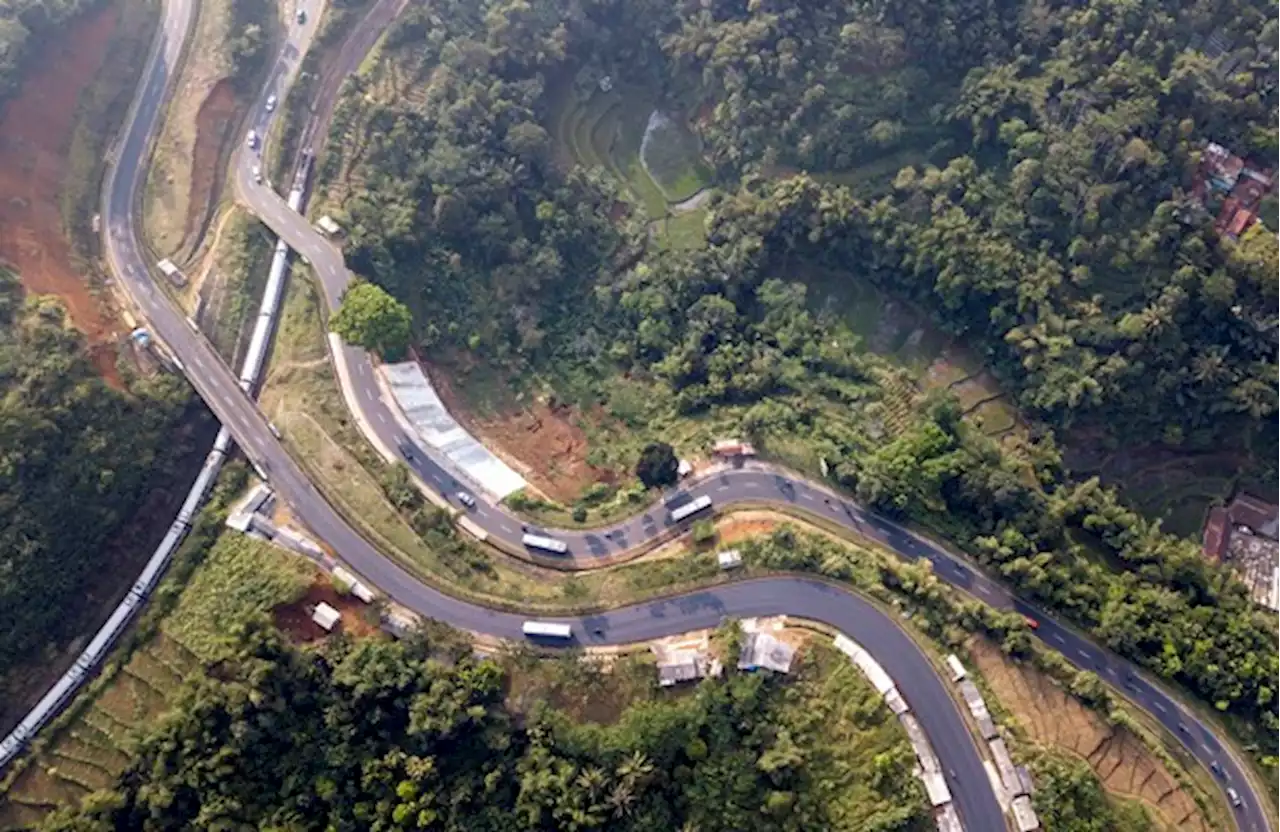 Mudik Lebaran 2022, Muhadjir Minta Ganjar Promosikan Jalur Selatan | Kabar24 - Bisnis.com