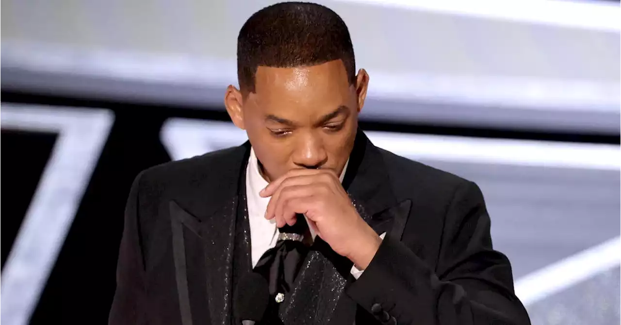 Major Awards Show Issues 'No Violence' Warning in Wake of Will Smith Slapping Chris Rock