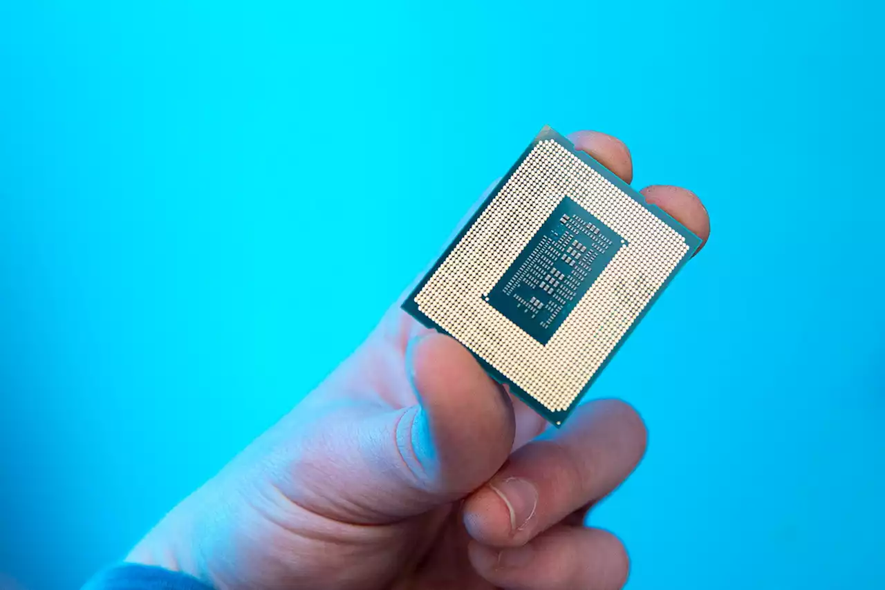 AMD Ryzen 7 5800X3D vs. Intel Core i9-12900K | Digital Trends