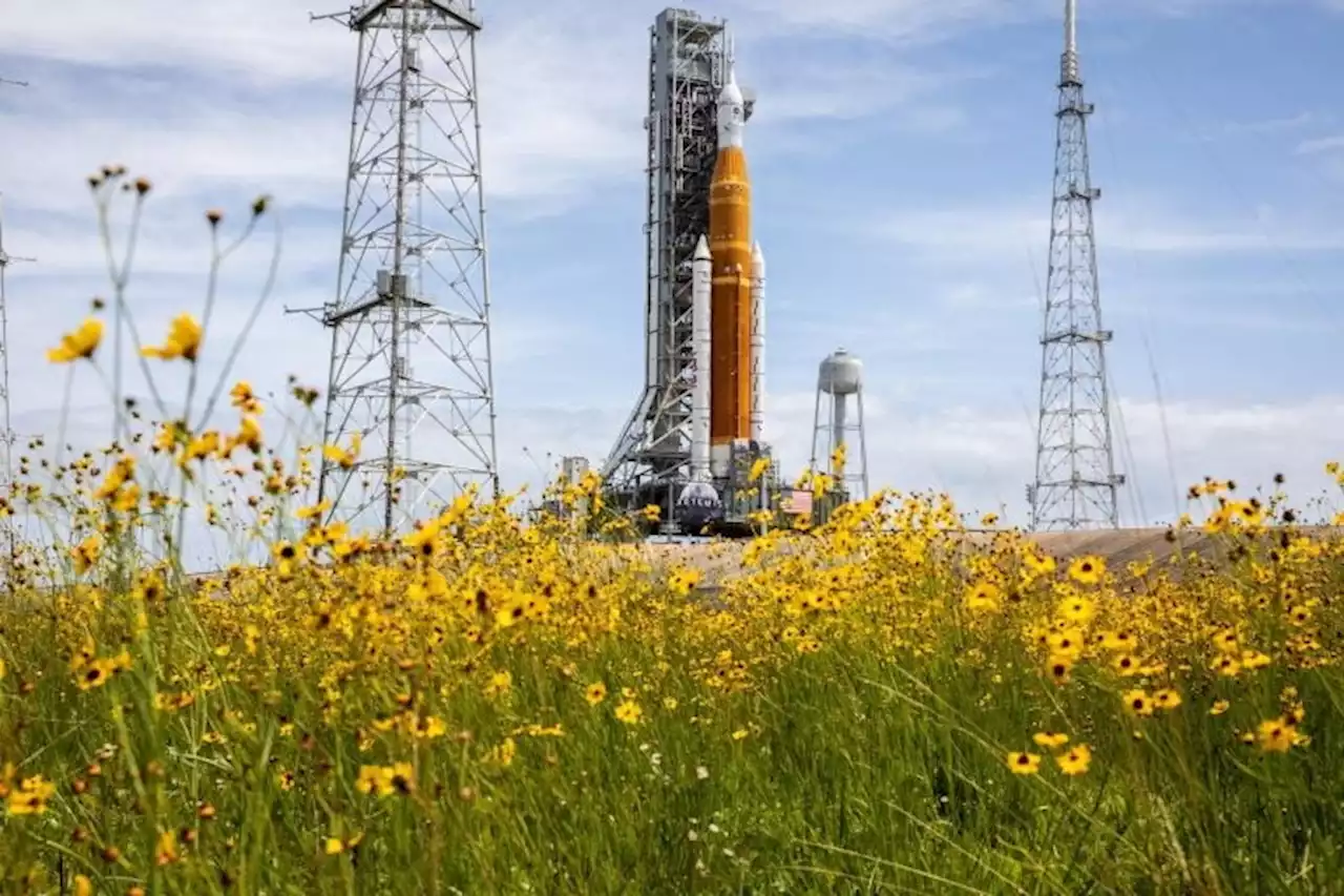 NASA's huge moon rocket is heading off launch pad next week | Digital Trends