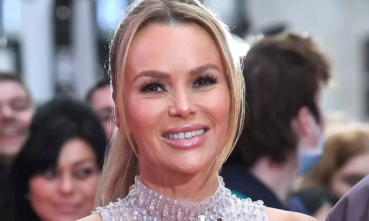 Amanda Holden shocks fans in show-stopping silver dress