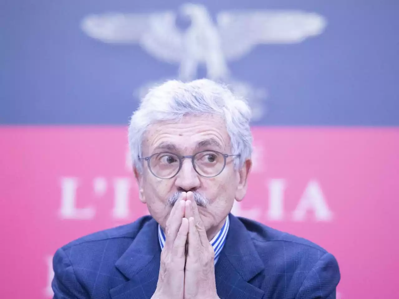 Il D'Alema che vende armi imbarazza i pacifisti di Leu