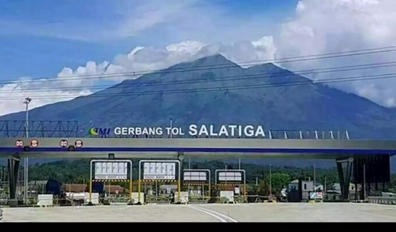 Asyik, Pemudik Diizinkan Berfoto di Gerbang Tol Salatiga, Ada Pemandangan Megah Gunung Merbabu