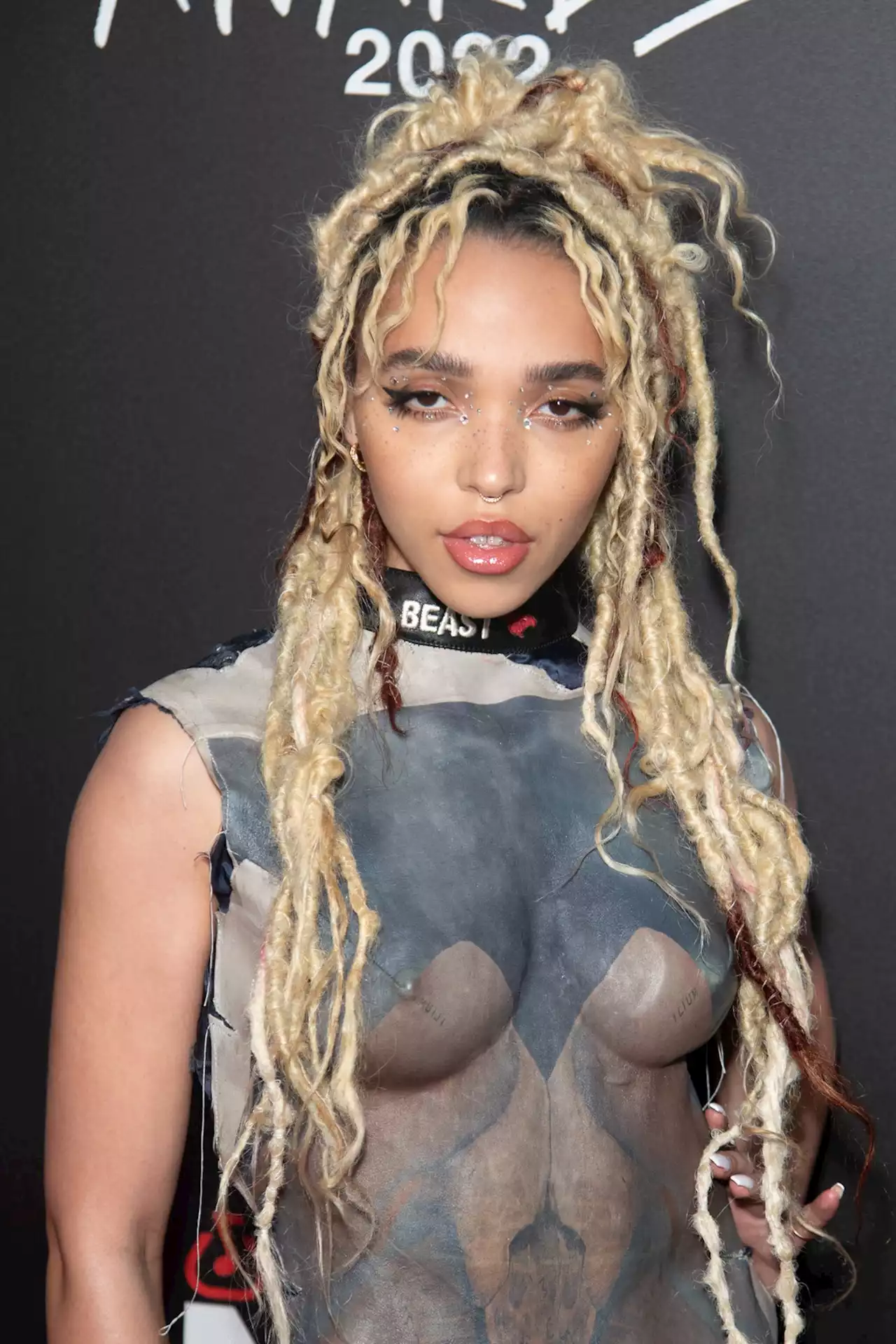 FKA Twigs' New Music Video Is Extreme 3D Nail Art Inspiration