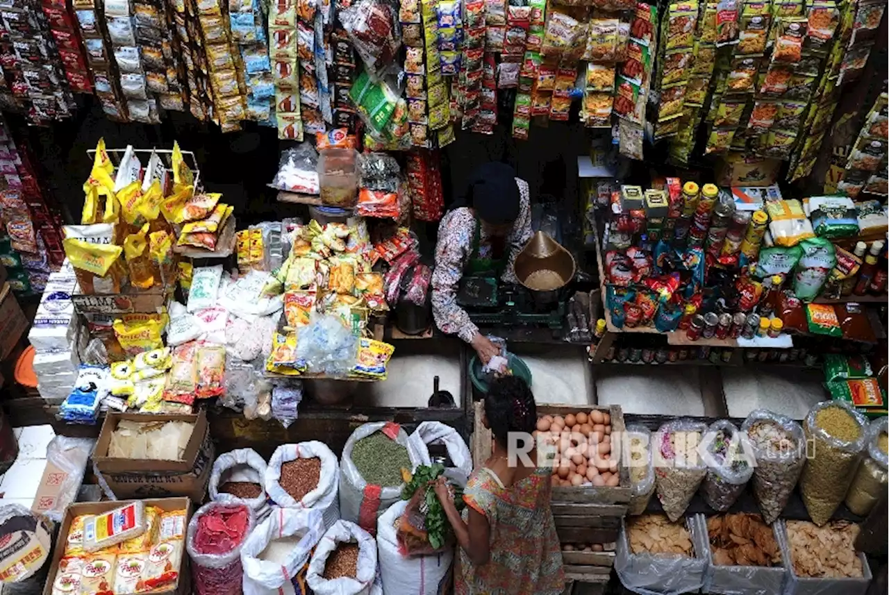 Jelang Lebaran, Harga Kebutuhan Pokok di Kayong Utara Naik |Republika Online