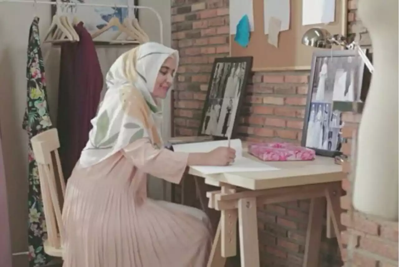 Shireen Sungkar Edukasi Halal pada Buah Hatinya Sejak Dini |Republika Online