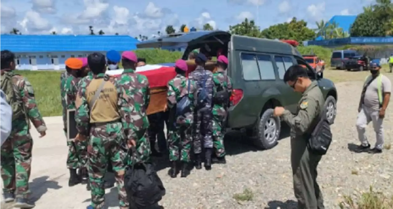 Penampakan Evakuasi Jenazah Pratu Dwi Miftahul Ahyar yang Gugur Ditembak KKB