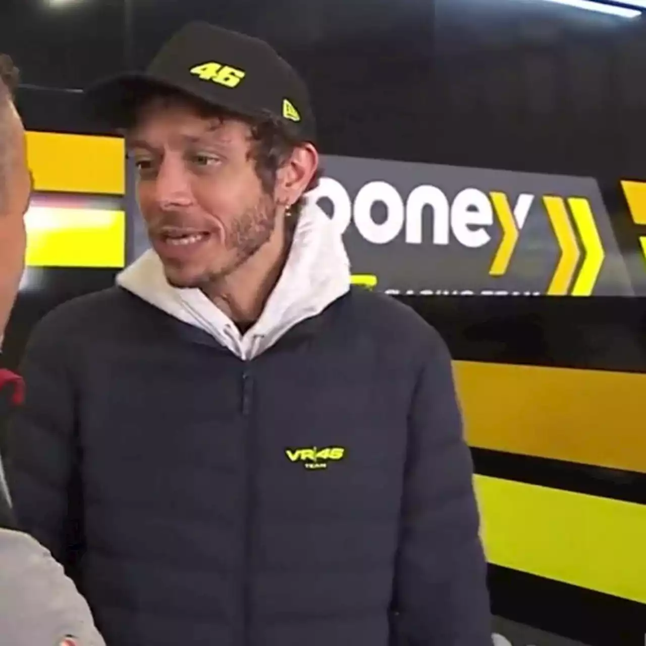 Una sorpresa a Portimao: Valentino Rossi torna nel paddock della MotoGP