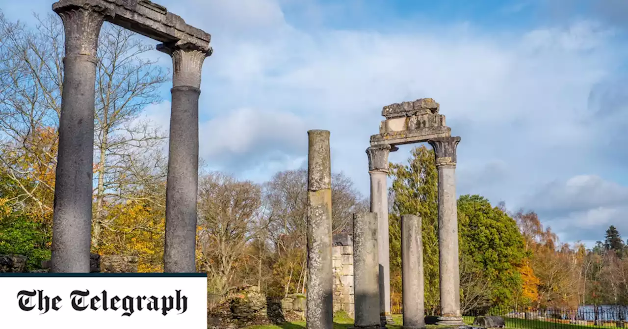 Queen's estate faces legal battle over Libyan 'Elgin Marbles'