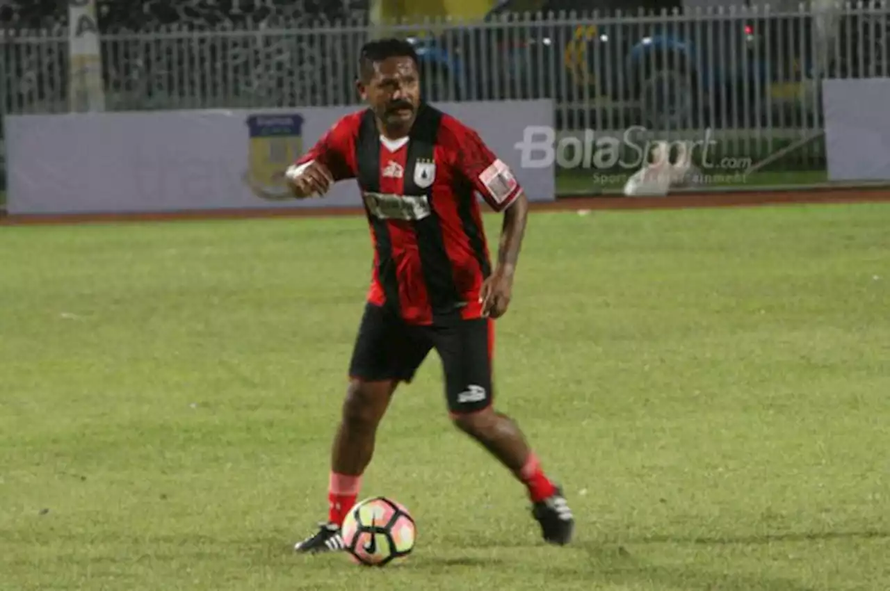 Saran Legenda Persipura Agar Mutiara Hitam Kembali ke Liga 1 - Bolasport.com