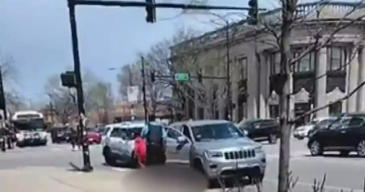 One man fatally shot after fight inside Bronzeville store