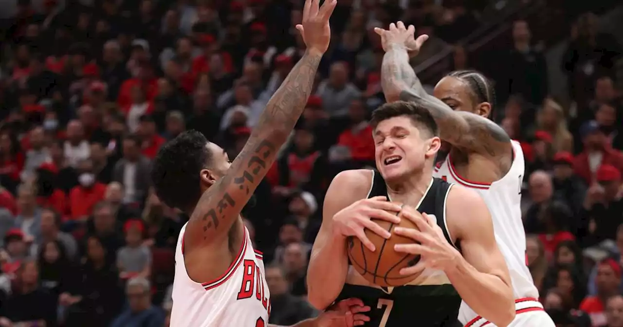 Column: Chicago Bulls fans were ready to rock the United Center — but Grayson Allen plays the villain to perfection