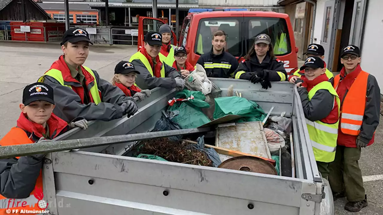 Oö: Feuerwehrjugend Altmünster im Umwelt-Säuberungseinsatz
