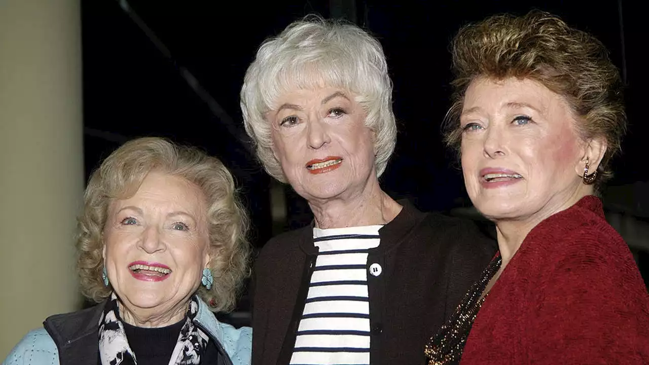 'Golden Girls' shows little age at inaugural fan convention