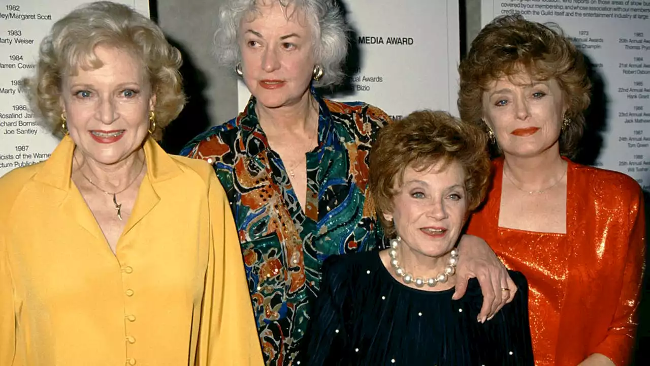 'Golden Girls' shows little age at inaugural fan convention