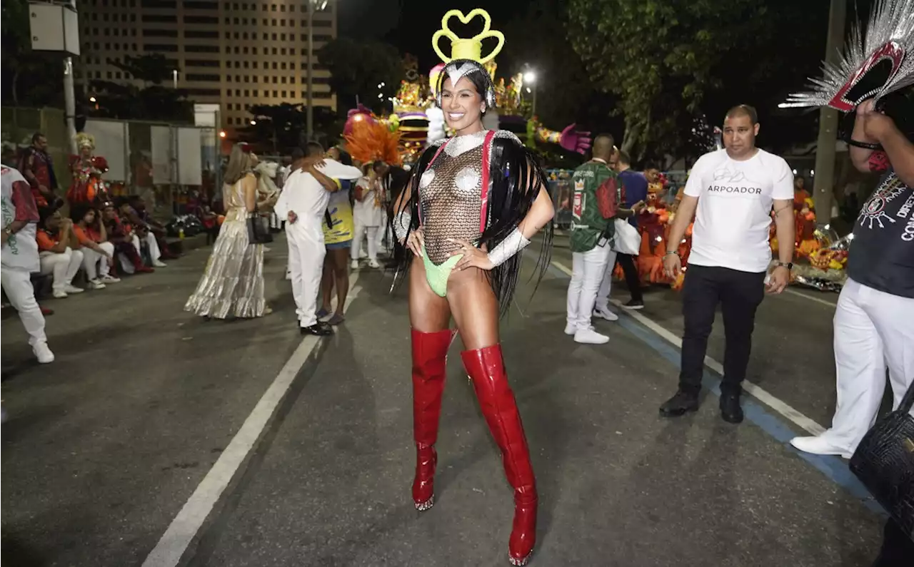 Pocah fez aula de samba com Mayara Lima, a princesa da Tuiuti: 'É maravilhosa', diz funkeira
