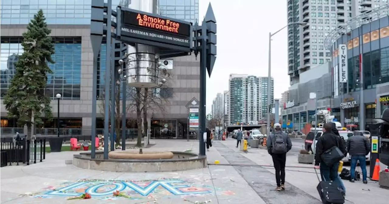 4 years on Toronto mourns victims of deadly Yonge Street van attack - Toronto | Globalnews.ca