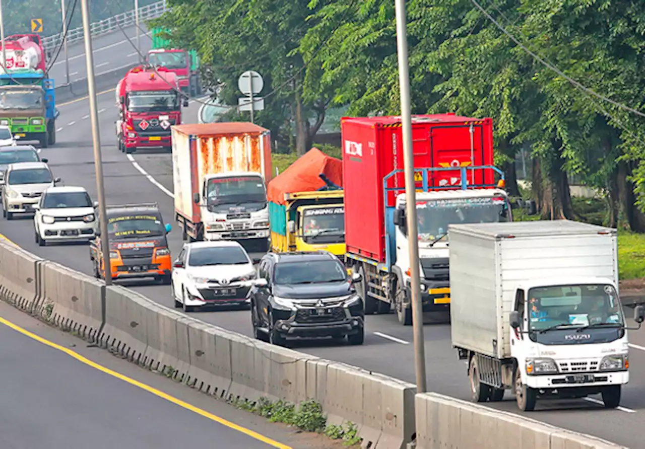 Tol Palembang Hingga Probolinggo Lancar, Polri: Pelabuhan Merak Padat