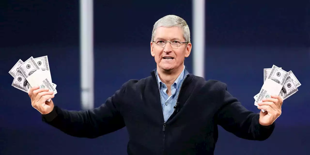 Apple gave investors more than $100 billion last year --- how much more is coming?