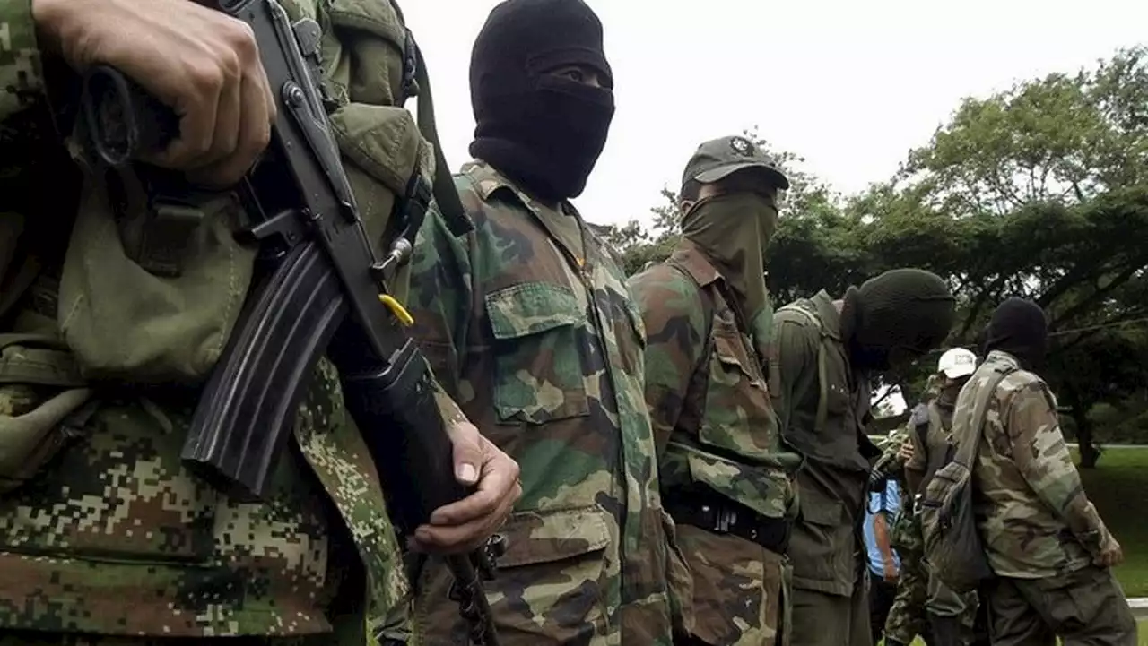 Disidencias de las Farc citan a reuniones y le dan recibos a víctimas de extorsión
