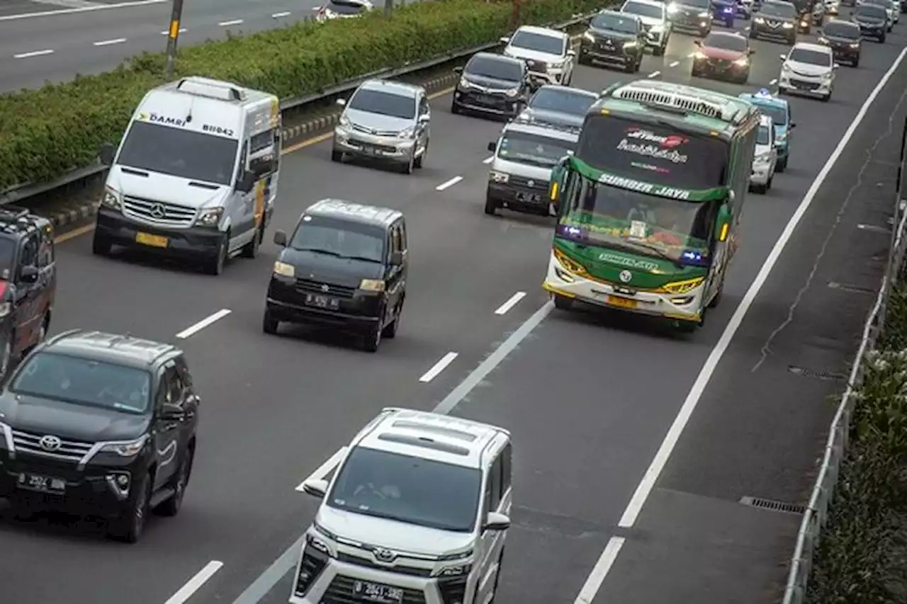 Pantauan Arus Mudik 24 April 2022, Lalu Lintas Tol Palembang hingga Probolinggo Lancar - Pikiran-Rakyat.com