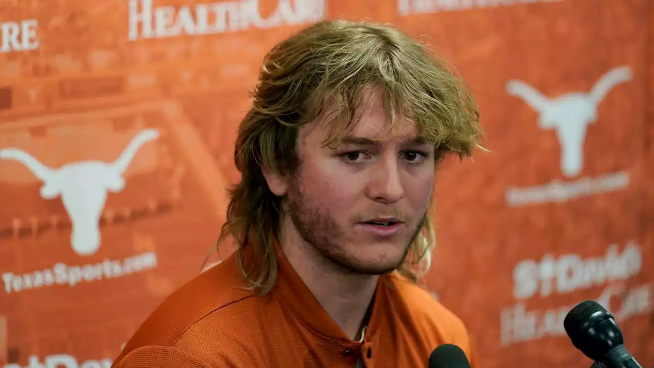 Battle to be Longhorns QB the talk of Texas this spring