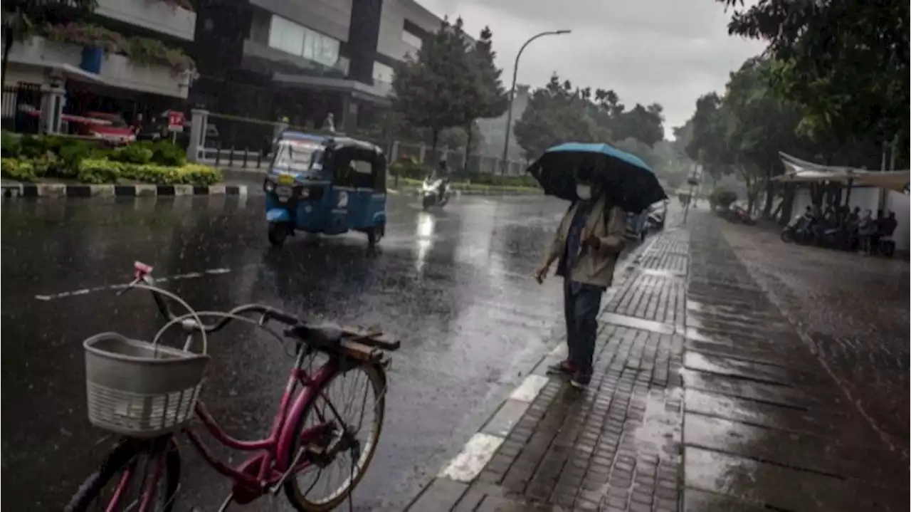 Sebagian Jakarta Diperkirakan Hujan Dari Pagi Hingga Sore