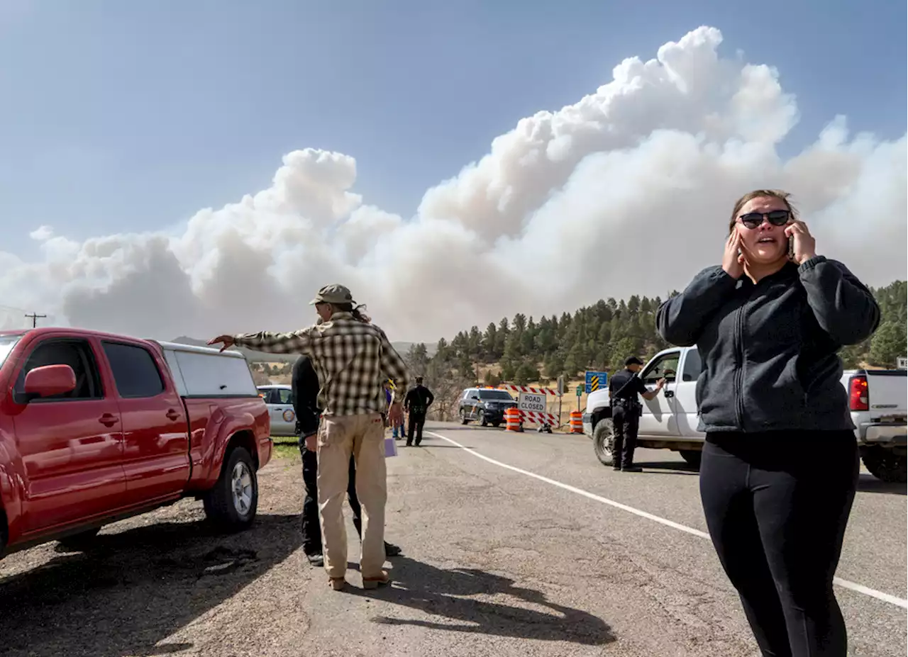 Over 12 wildfires are burning in Arizona and New Mexico