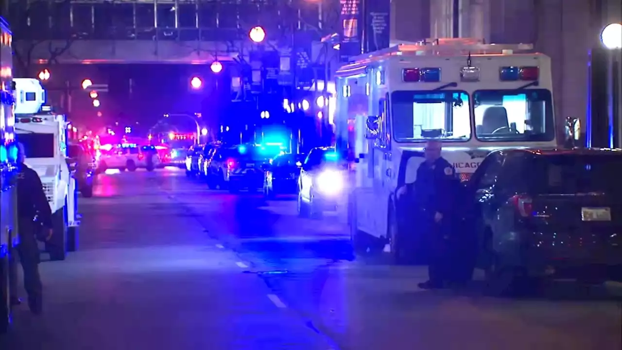 SWAT responding amid large police presence at Northwestern Memorial Hospital