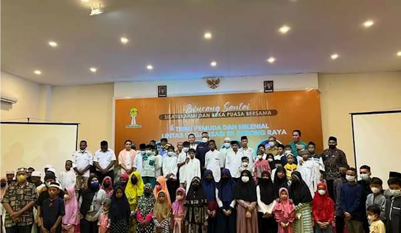 Paulus Waterpauw Santuni Anak Yatim dan Buka Puasa Bersama