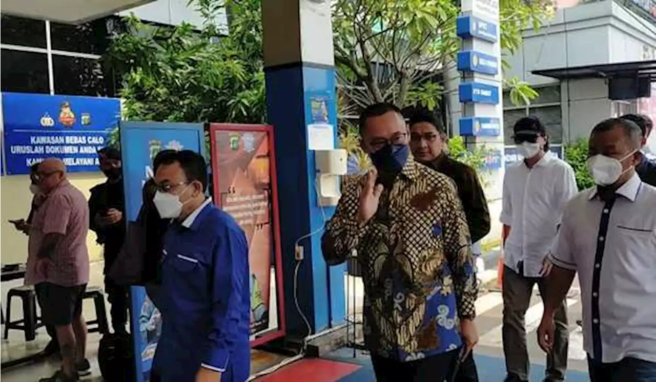 Sekjen PAN Eddy Soeparno Laporkan Balik Kuasa Hukum Ade Armando