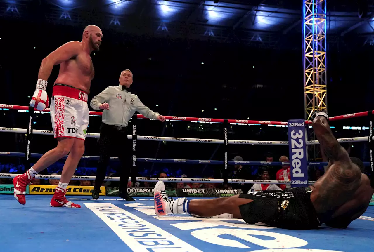 'I'm a legend': Fury retains heavyweight belt in final fight | The Associated Press