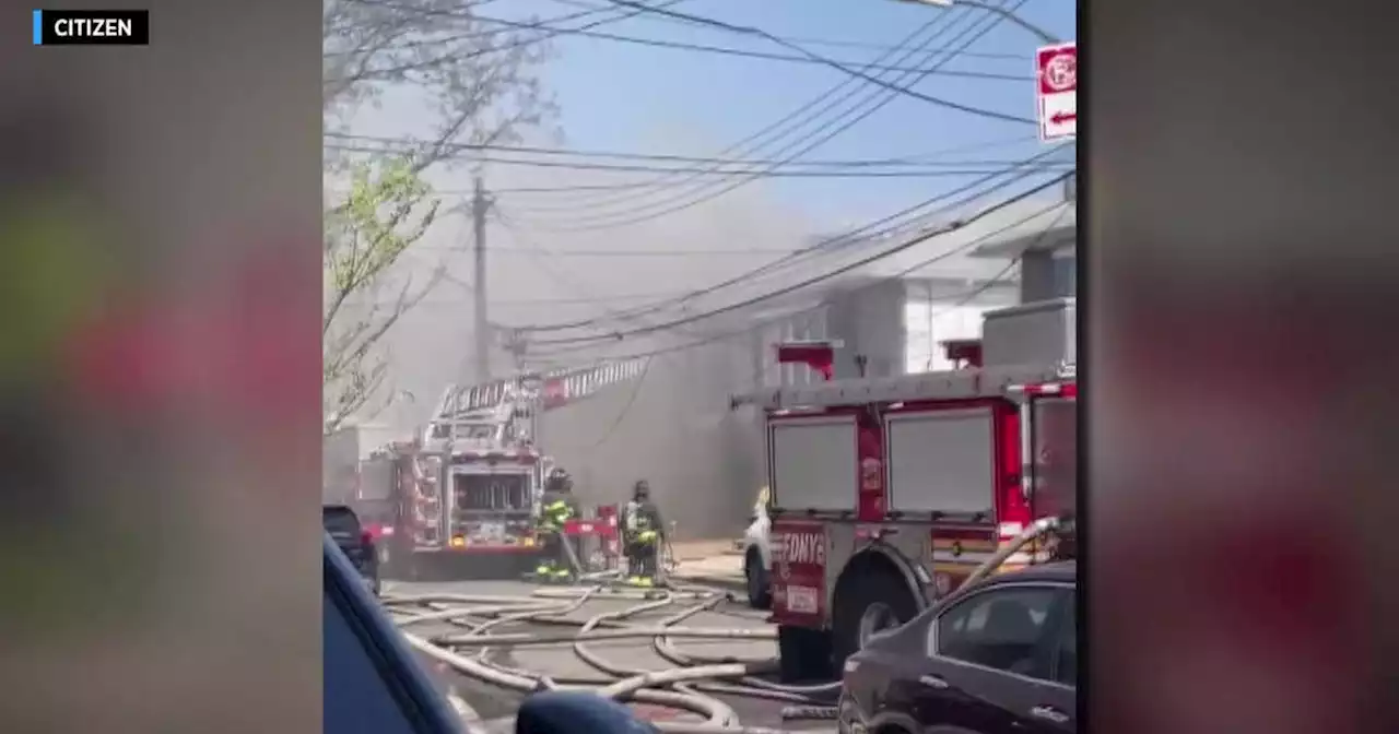 FDNY: Firefighter dies while fighting blaze in Canarsie, Brooklyn