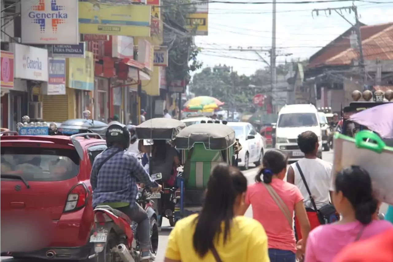 Talisay tricycle drivers to DILG: Not all can afford smartphones for Pantawid Pasada