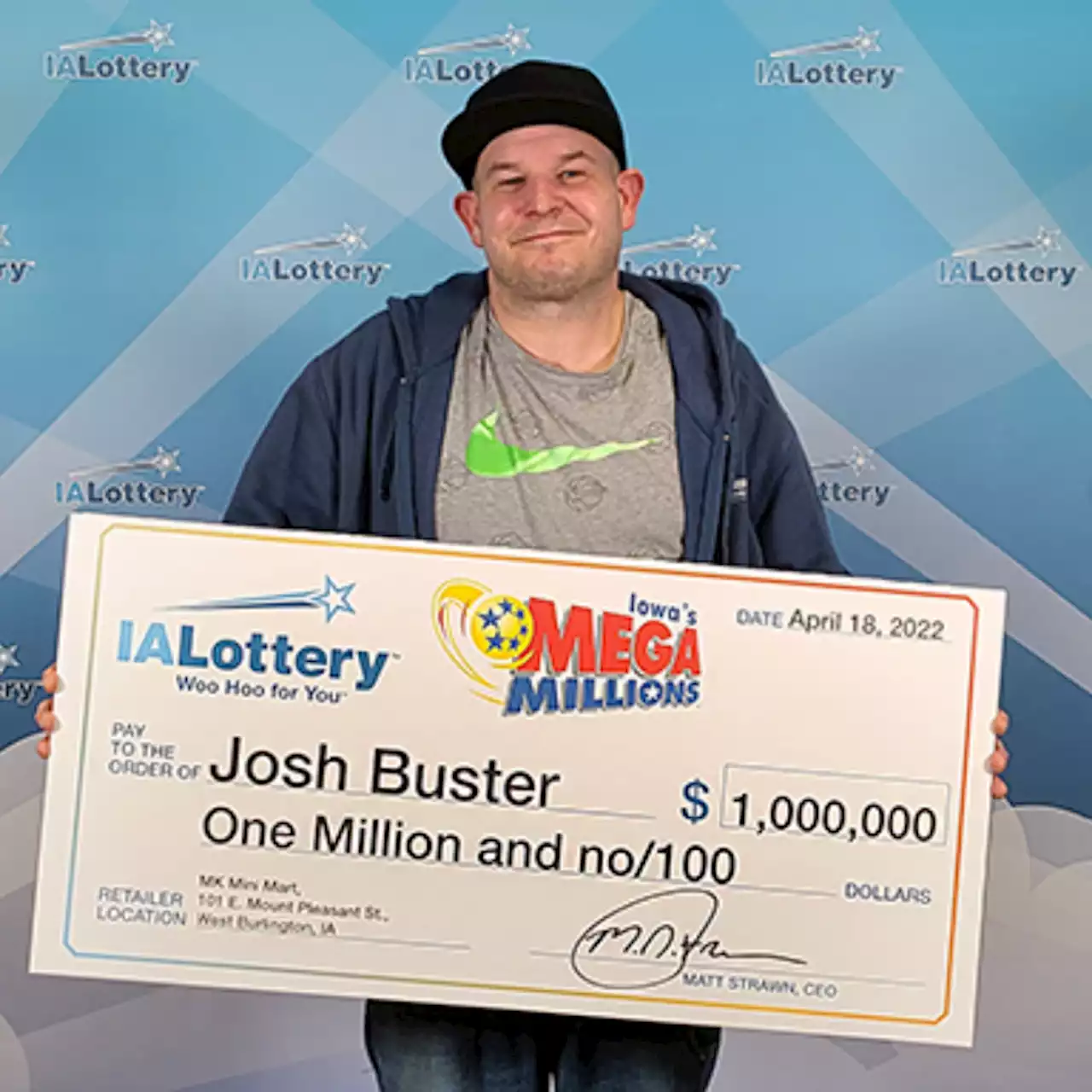 Iowa man wins $1 million in lottery after cashier made 'mistake'