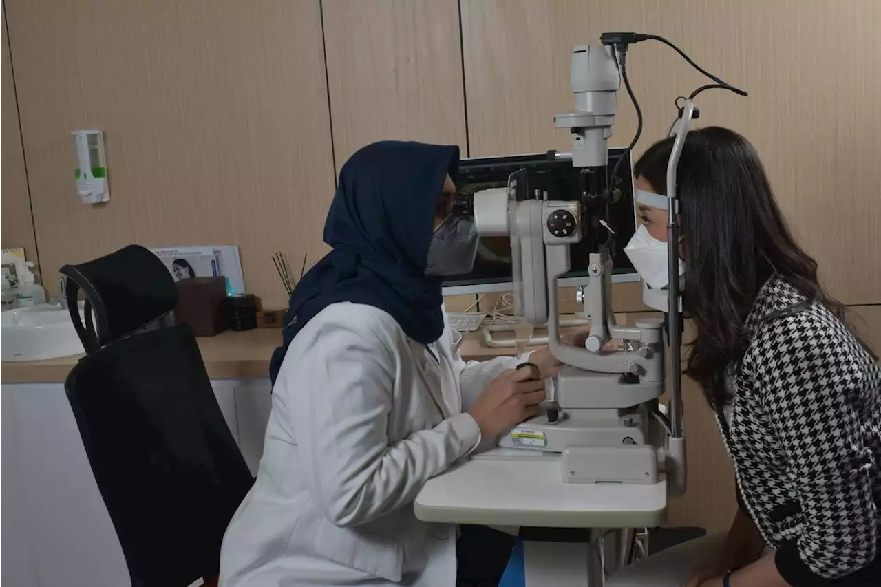 Pasien Lasik di NLC Surabaya Ini Diperiksa Puluhan Dokter Spesialis