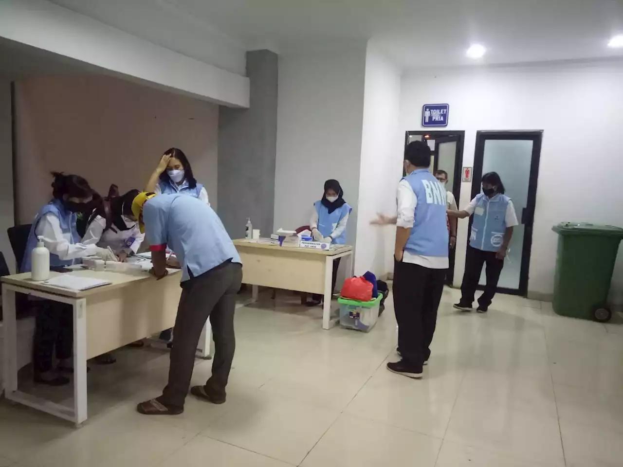 Puluhan Sopir Bus di Terminal Jatijajar Depok Jalani Tes Urine, Hasilnya...