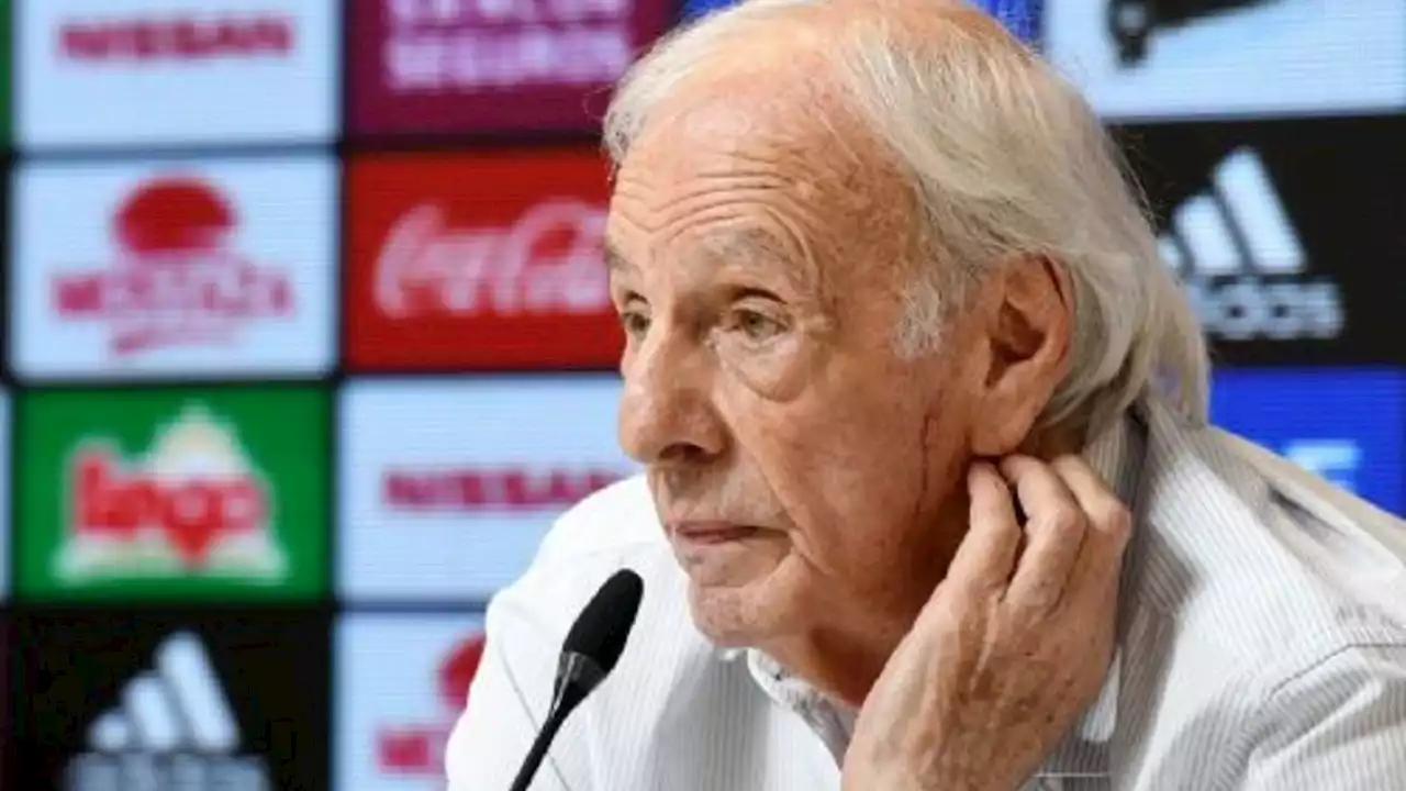 César Luis Menotti en Radio 10: 'Me molesta el VAR, interrumpe el juego'